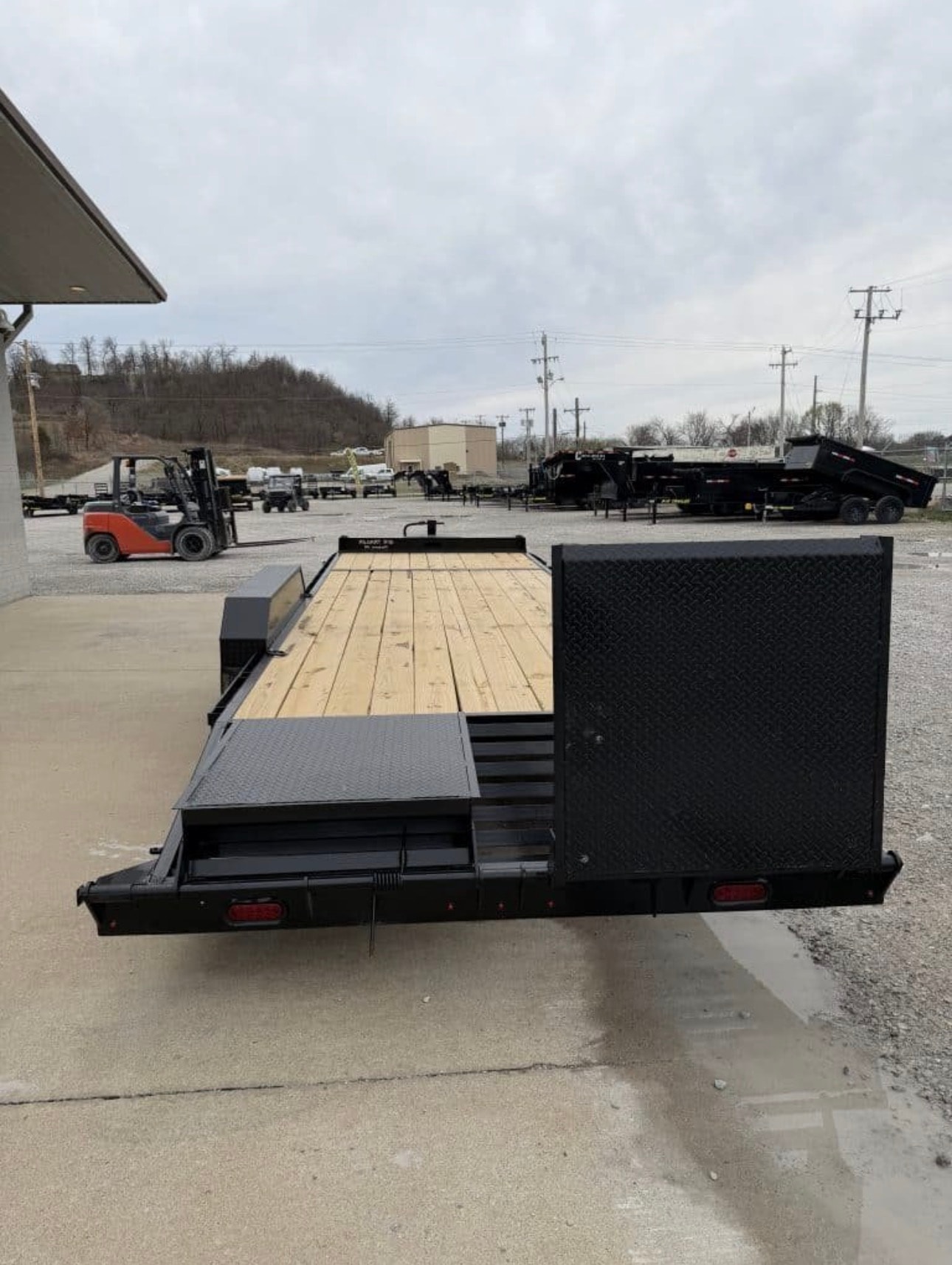 Equipment hauler photo 2
